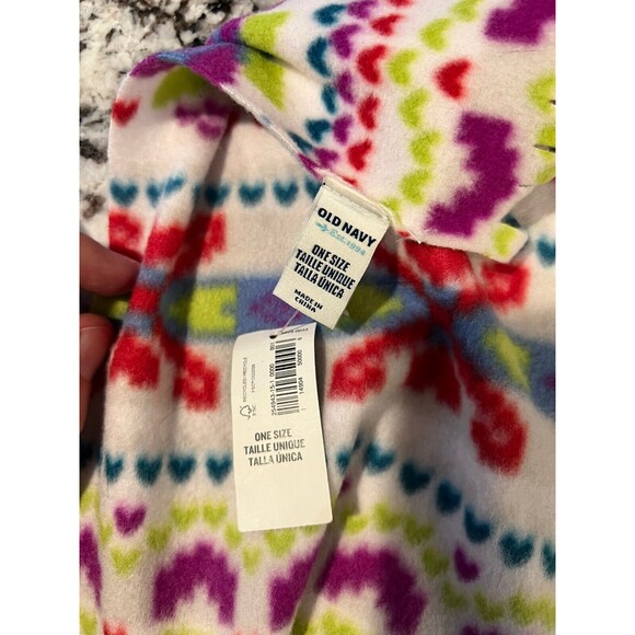 Old Navy Fleece Winter Print Fringed Scarf 10”x74” NEW - Picture 3 of 4